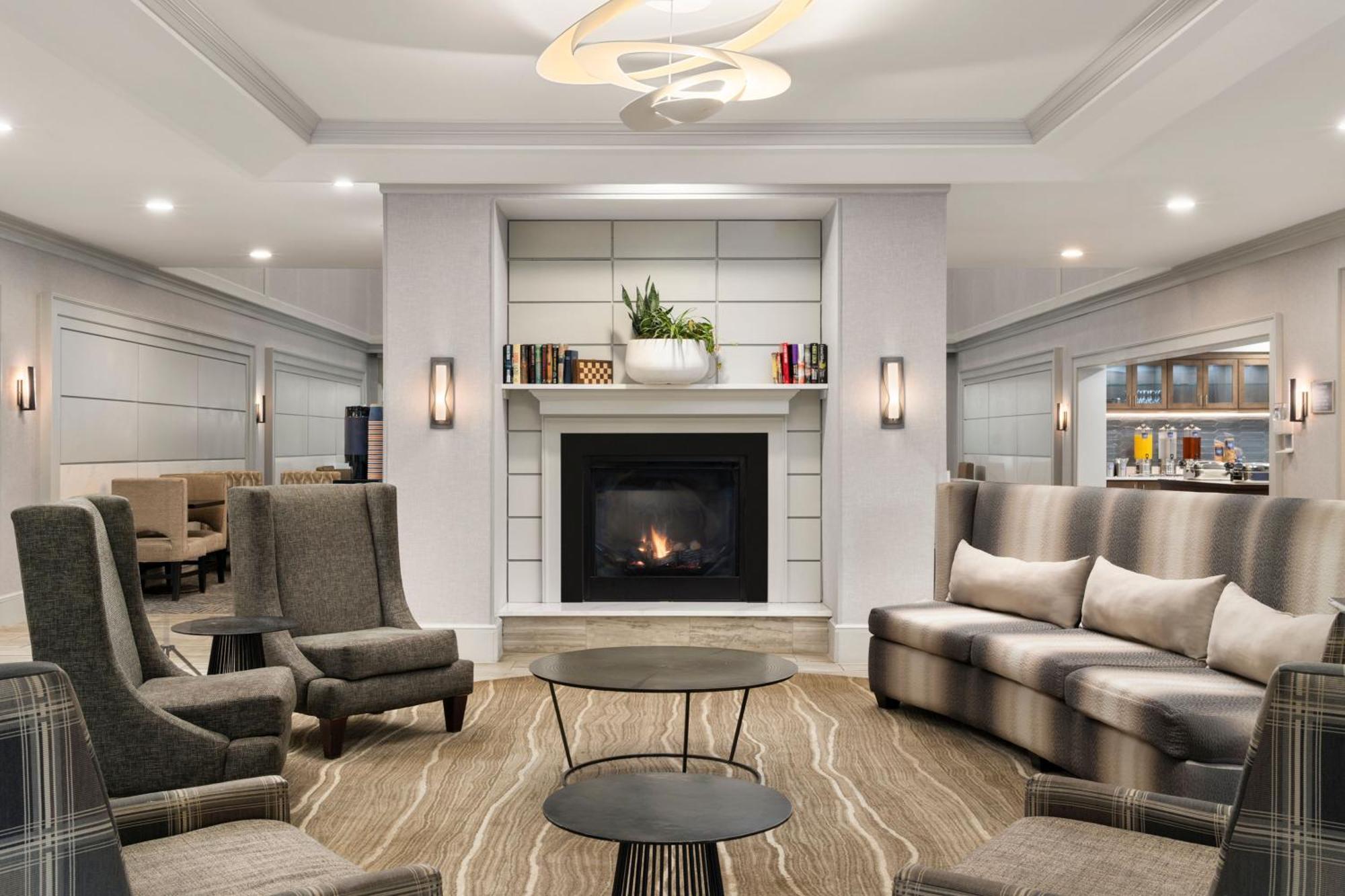 Homewood Suites By Hilton Честер Экстерьер фото