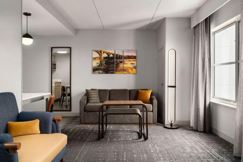 Homewood Suites By Hilton Честер Экстерьер фото