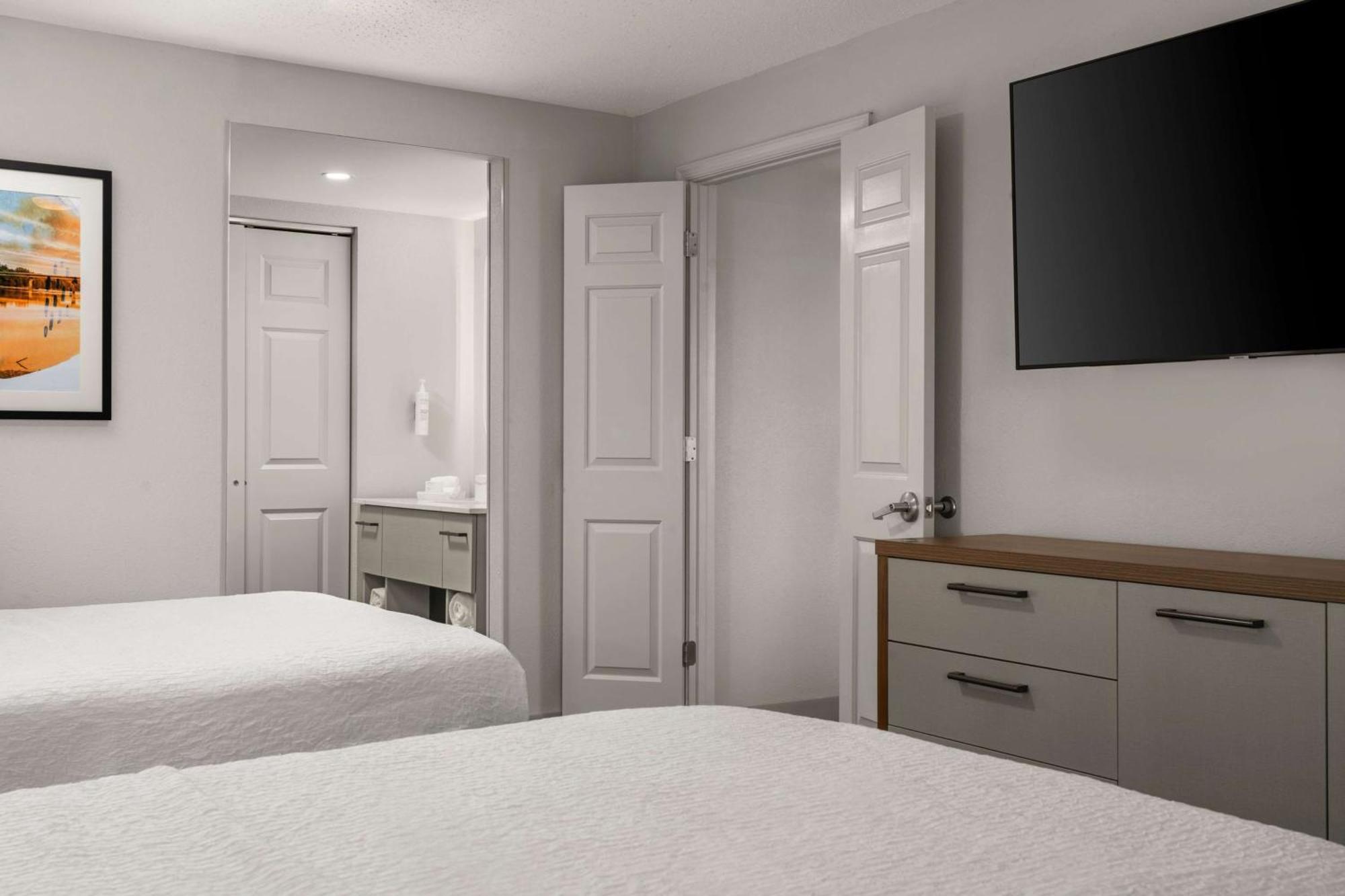 Homewood Suites By Hilton Честер Экстерьер фото