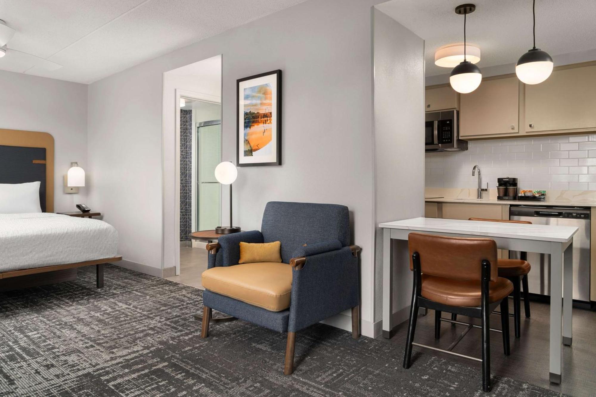 Homewood Suites By Hilton Честер Экстерьер фото